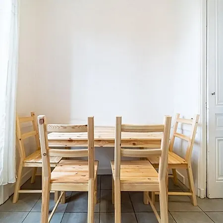 Apartment Chez Florence- Cosy 2 Pers-metro Grange Blanche *